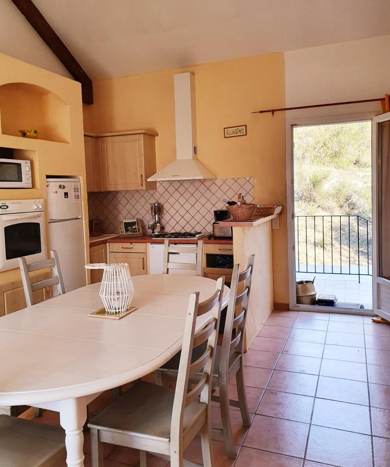 L'Oustaou Du Luberon Et Spa Villelaure Luaran gambar