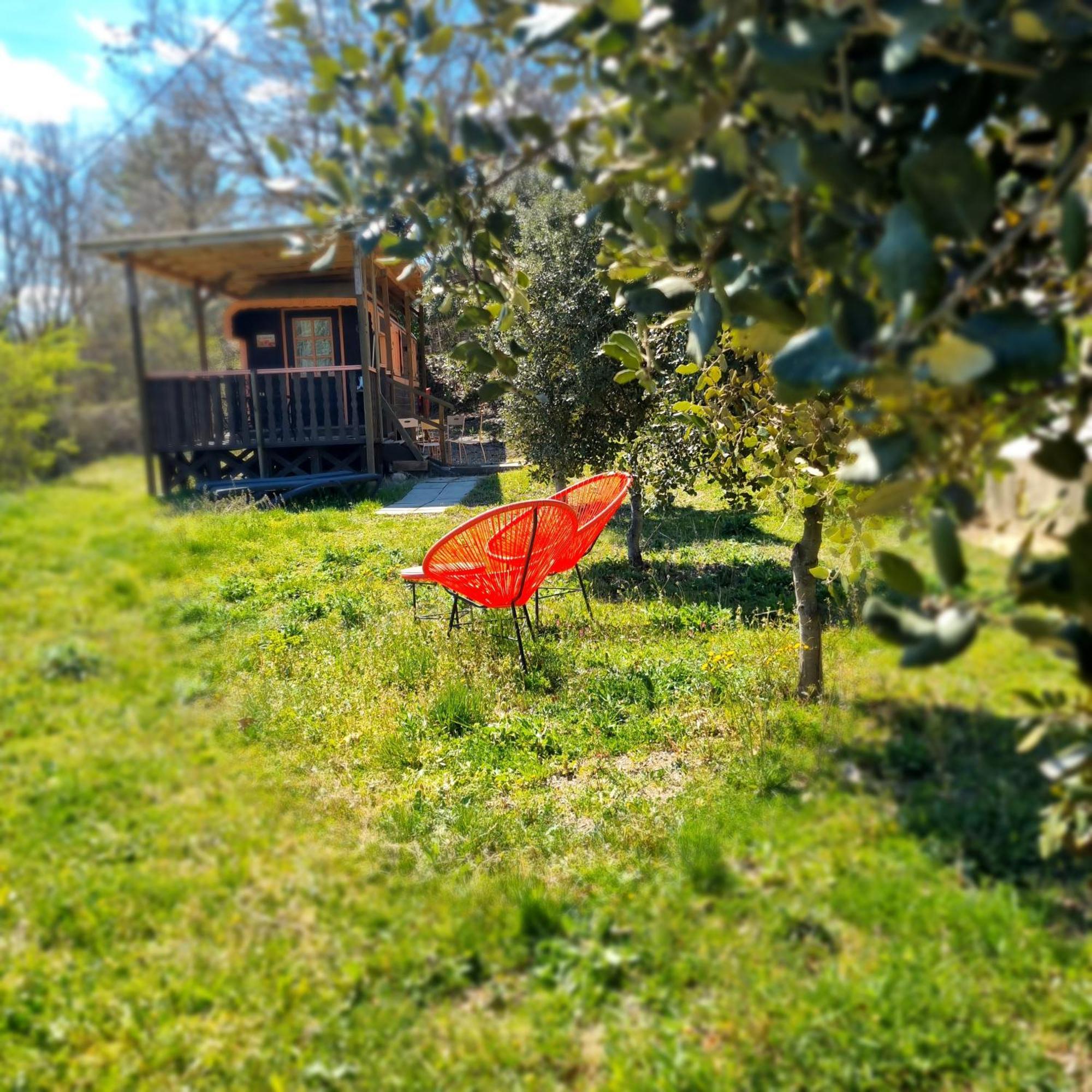 L'Oustaou Du Luberon Et Spa Villelaure Luaran gambar