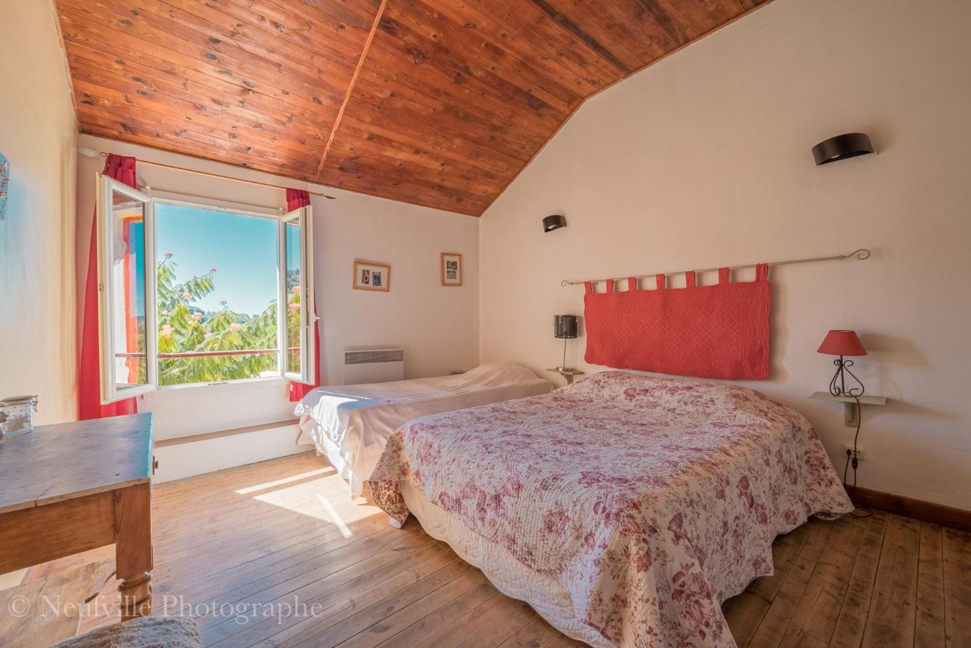 L'Oustaou Du Luberon Et Spa Villelaure Luaran gambar